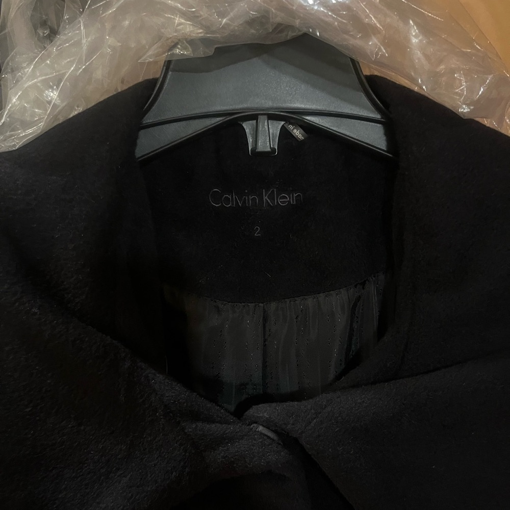 Vintage NWT Calvin Klein Black size 2 winter dress coat.